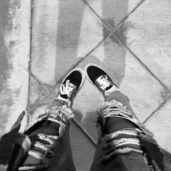 Meet your Posher, Kailey - Picture 1 of 1